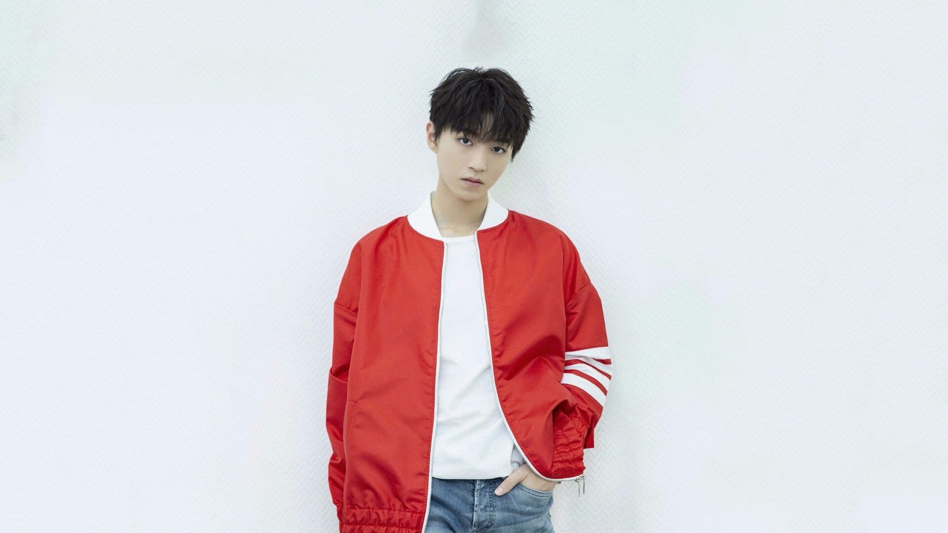 特斯·冯·迪克:无球跑动不断制造空档,巧妙创造得分机会,冯特斯拉克